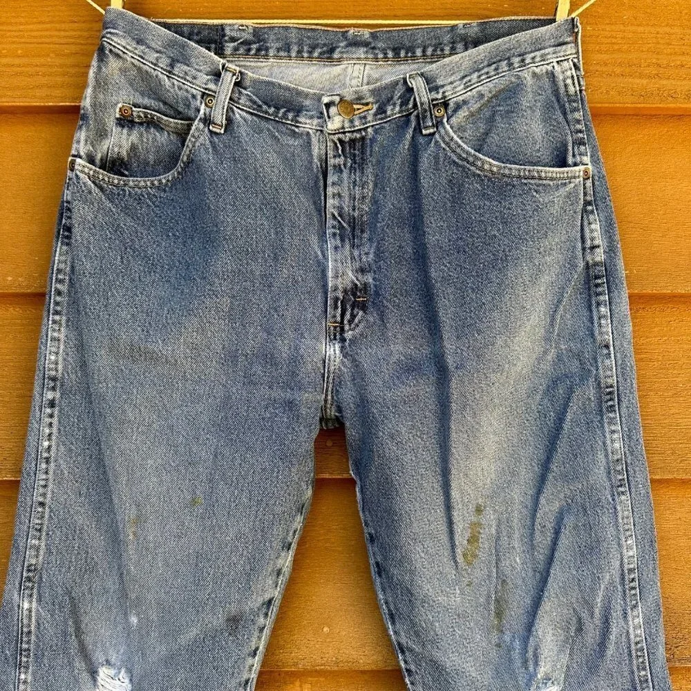 Vintage Wrangler Destroyed Worked In Blue Jeans Size 36